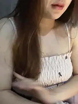 Hinne07 online show from January 7, 2026, 1:30 am