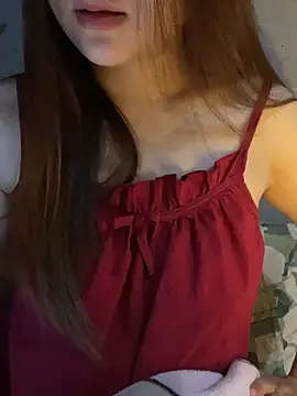 Hinne07 online show from March 6, 2026, 1:24 am