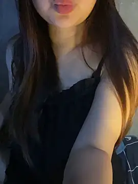 Hinne07 online show from March 6, 2026, 3:41 pm