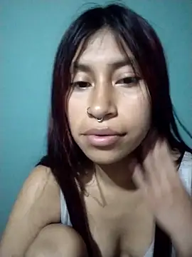 Pocahontas tw online show from November 12, 2025, 1:50 am