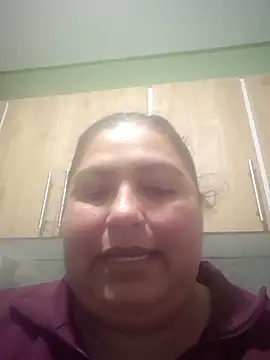 curvy diva  online show from October 1, 2025, 2:17 am