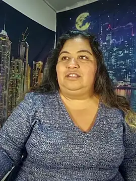 curvy diva  online show from April 19, 2026, 10:03 am