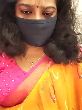 Snapshot of saritha29 chatting on October 6, 2025, 4:48 pm saritha29 online show from October 6, 2025, 4:48 pm