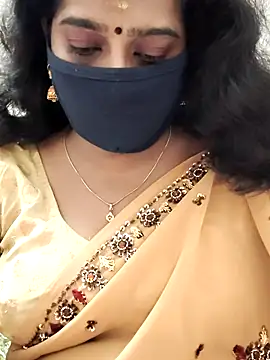 Snapshot of saritha29 chatting on October 28, 2025, 8:40 am saritha29 online show from October 28, 2025, 8:40 am