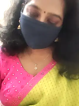 Snapshot of saritha29 chatting on November 3, 2025, 4:52 pm saritha29 online show from November 3, 2025, 4:52 pm