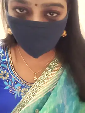 Snapshot of saritha29 chatting on November 10, 2025, 5:01 pm saritha29 online show from November 10, 2025, 5:01 pm