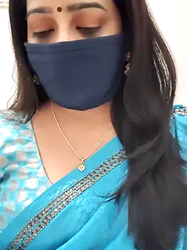 saritha29 online show from February 27, 2026, 5:40 am