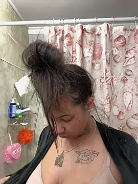 StylishEchium online show from January 17, 2026, 9:07 pm