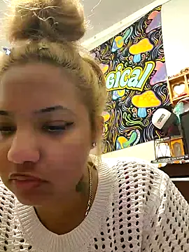 Snapshot of StylishEchium chatting on June 6, 2026, 7:29 pm StylishEchium online show from June 6, 2026, 7:29 pm