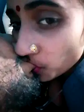 Pahadi couple online show from November 6, 2025, 9:54 am