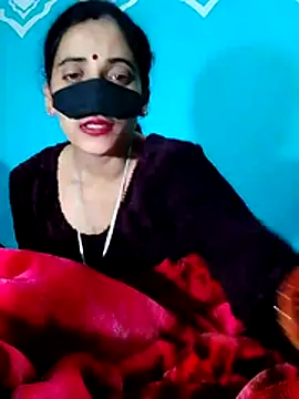 Pahadi couple online show from November 12, 2025, 4:29 pm