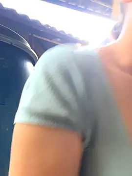 Binjt online show from December 23, 2025, 2:42 am