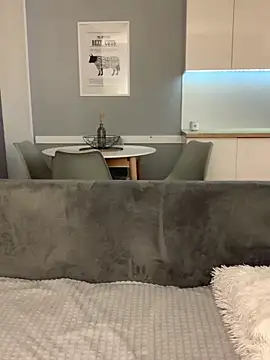 Missss Eva online show from December 2, 2025, 9:58 am