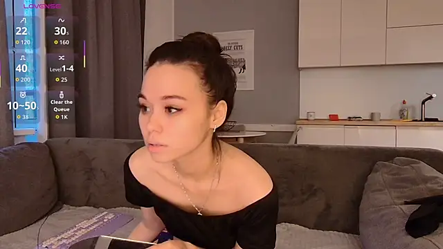 Missss Eva online show from December 3, 2025, 7:16 am