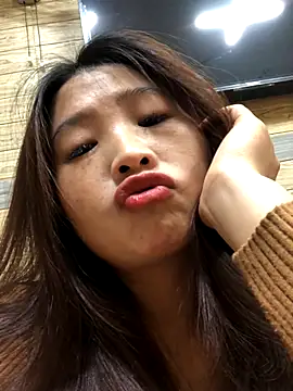 Snapshot of LiLy-0477 chatting on October 8, 2025, 5:32 pm LiLy-0477 online show from October 8, 2025, 5:32 pm