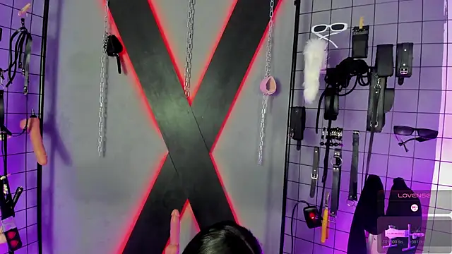 MissKara Ariana bdsm online show from November 27, 2025, 10:39 am