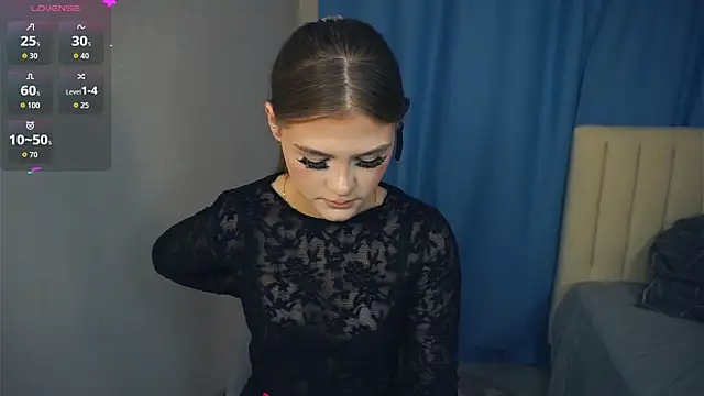 LilyHeupel online show from October 19, 2025, 6:58 am