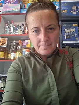 Fluturas2 online show from September 10, 2025, 6:02 am