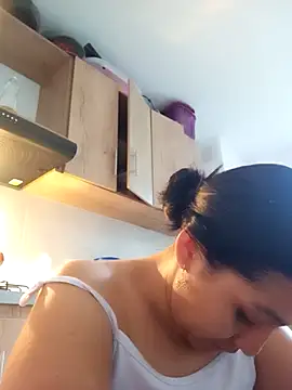 Snapshot of Alisson_Morgann chatting on December 19, 2025, 12:12 pm Alisson Morgann online show from December 19, 2025, 12:12 pm