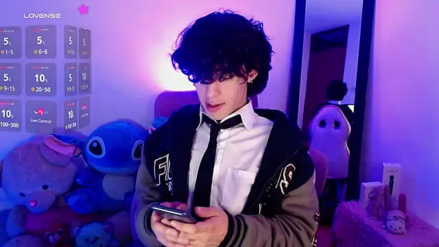 saanti foxs online show from September 22, 2025, 2:02 am