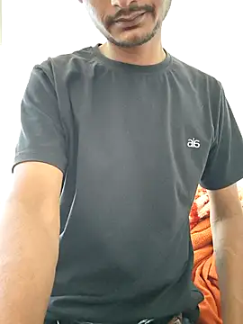 onlymasti00 online show from November 7, 2025, 9:31 am