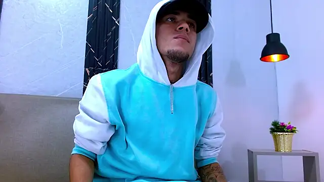 tattoos22 online show from November 22, 2025, 12:15 pm