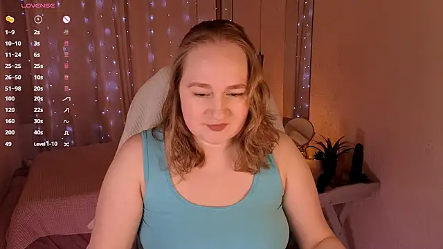 Kitty Rest  online show from April 19, 2026, 1:21 pm