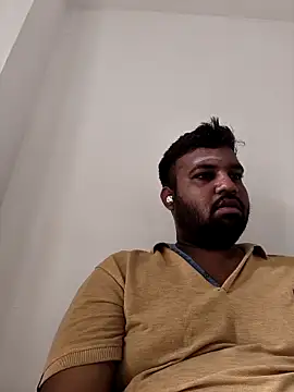 vinay smalldick online show from May 28, 2026, 2:31 am