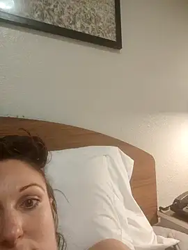 PrincessP8989 online show from February 18, 2026, 2:40 am