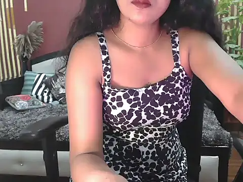 shaalu sharma online show from October 24, 2025, 9:49 am