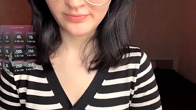 FakeLamb online show from April 11, 2026, 9:08 pm