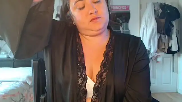 Snapshot of Prill940 chatting on September 14, 2025, 6:45 am Prill940 online show from September 14, 2025, 6:45 am