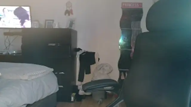 Snapshot of Prill940 chatting on November 5, 2025, 6:24 am Prill940 online show from November 5, 2025, 6:24 am