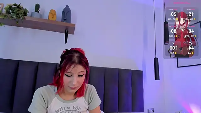 Cristalfoxy  online show from June 14, 2026, 8:33 pm