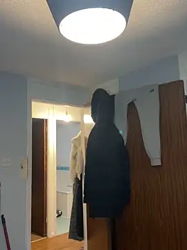 Snapshot of SexyLoLoUK chatting on November 4, 2025, 4:17 pm SexyLoLoUK online show from November 4, 2025, 4:17 pm