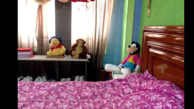  Charlize theron  online show from April 20, 2026, 7:15 pm