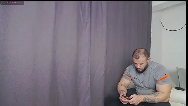 RickyMiami1 online show from January 7, 2026, 6:54 pm