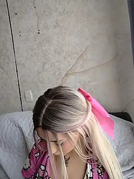 Ella rr online show from April 12, 2026, 6:02 pm