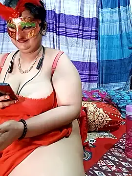 Tanisha-Chy online show from April 22, 2026, 5:54 am