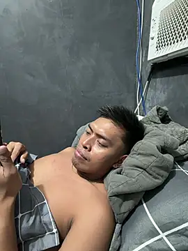 Snapshot of MisterMidnightXXX chatting on July 17, 2026, 5:36 am MisterMidnightXXX online show from July 17, 2026, 5:36 am