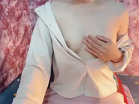 Miumiu028 online show from March 12, 2026, 2:12 pm