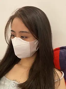 Mochi21 online show from October 17, 2025, 4:48 am