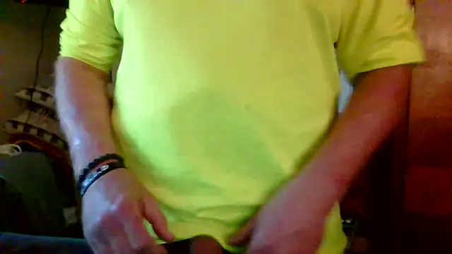 Snapshot of southernflair chatting on January 5, 2026, 8:56 pm southernflair online show from January 5, 2026, 8:56 pm