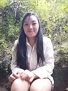 susu-00 online show from September 24, 2025, 11:41 pm