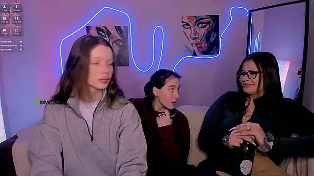 khloebeauty online show from February 3, 2026, 8:25 pm