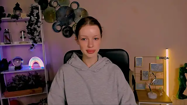 Snapshot of khloebeauty chatting on May 11, 2026, 5:46 am khloebeauty online show from May 11, 2026, 5:46 am