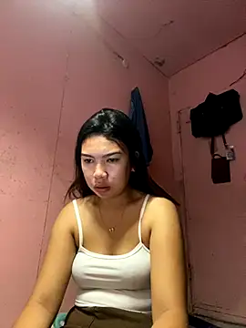 Snapshot of aniya_04 chatting on October 29, 2025, 10:55 pm aniya 04 online show from October 29, 2025, 10:55 pm