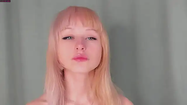 MarciDarugar online show from September 20, 2025, 4:52 pm