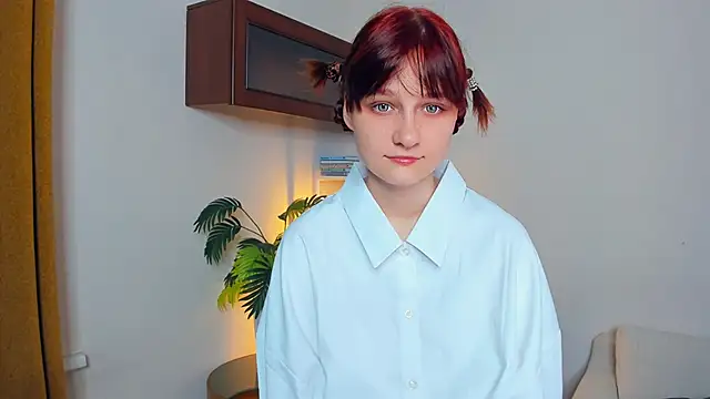 KatyKufel online show from September 9, 2025, 6:40 pm