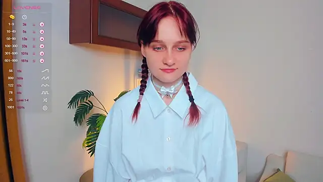 KatyKufel online show from October 3, 2025, 6:49 pm